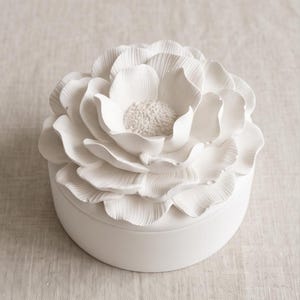 Camellia Flower Storage | Pot with Lid | Neutral decor|Aesthetic Gift | Home Stylish Trinket | Jewellery Storage Pot | Elegant Pot |Gift |