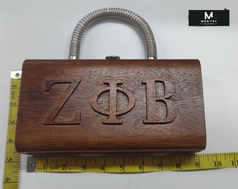 Bolso de madera de la hermandad Zeta Phi Beta con correa de cadena