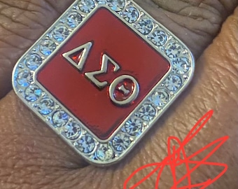 Anillo Delta Sigma Theta: Anillo ajustable con declaración de hermandad