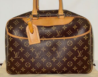 Authentic Louis Vuitton Deauville bag datecode: MB0072