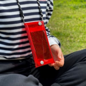 Sac de téléphone personnalisé, sac de pochette de cou pour téléphone portable, sac vertical, sac végétalien, sac de style transparent, cadeau pour petite amie, sac minimaliste
