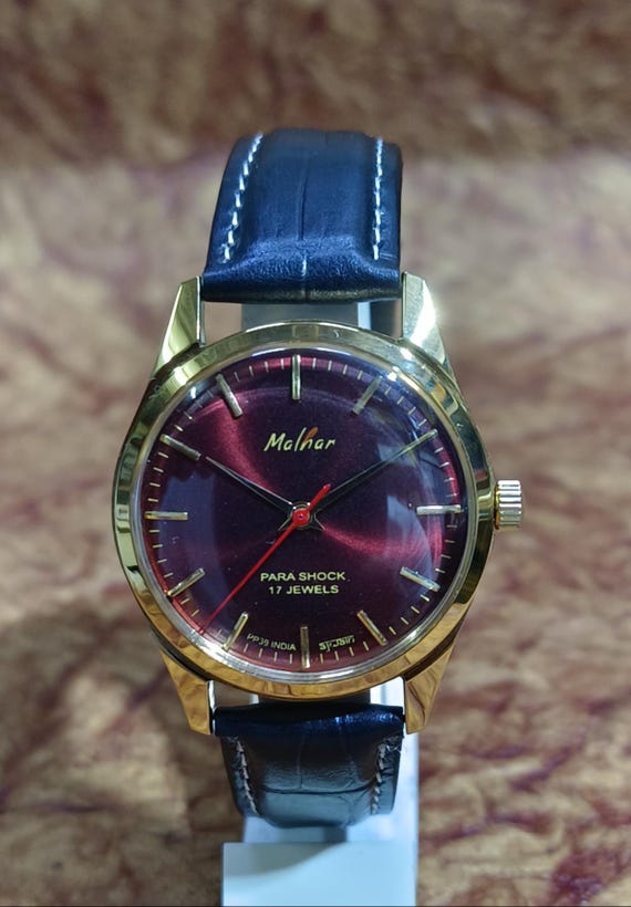 Vintage HMT Malhar Hand Winding Mechanical Watch Red Dial