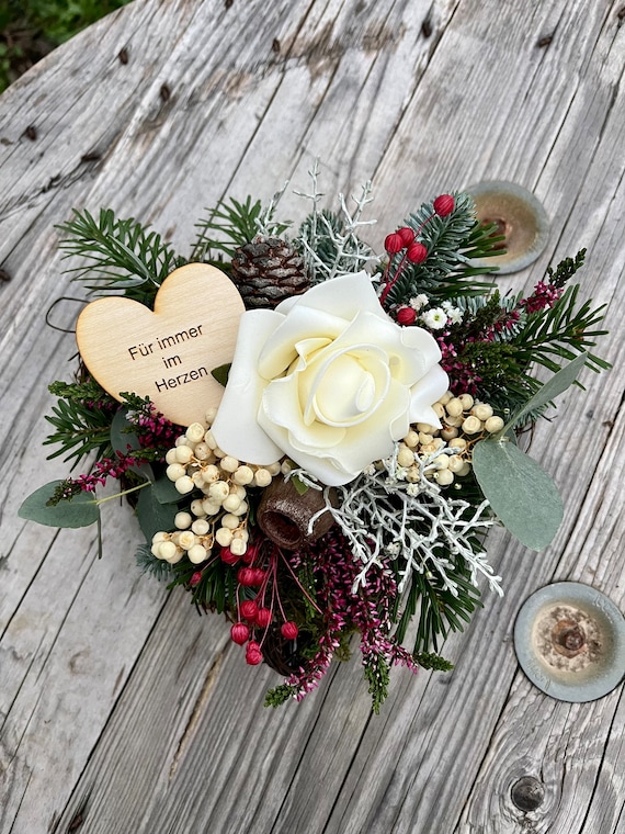Grabschmuck | Grabgesteck mit frischer Tanne | Herz | Totensonntag | Allerheiligen | personalisiert