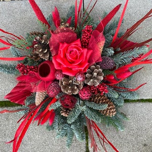 Grave decoration | Grave arrangement with fresh fir | Heart | Remembrance Sunday | All Saints Day