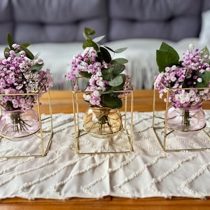 Vases with dried flowers | Table decoration |