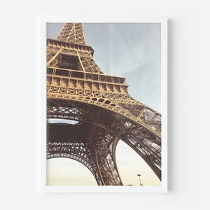 Eiffel Tower Printable Wall Art Paris Photography Digital Downloadable Wall Art Eiffel Tower Photography Travel Printable Photography