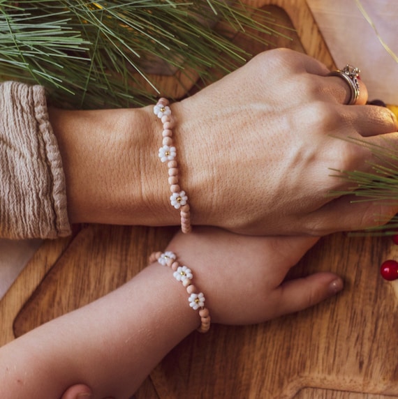 Mother Daughter Matching Bracelets - Tiny Heart – Vinnie Louise