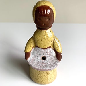 Jie Ceramic Girl designed by Elsi Bourelius made in Sweden