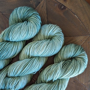 Merino DK Yarn in Sage, Hand Dyed Yarn, Superwash DK Weight Yarn, Superwash Merino Yarn, DK Sock Yarn, Sweater Yarn, Merino Wool Yarn