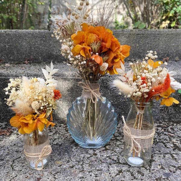 Bouquet rustique fleurs naturelles stabilisées séchées à base d'hortensias avec vase • verre • champêtre • made in france • artisanal