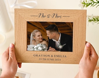 Marco de fotos de madera personalizado, marco de fotos de 6 / 7 / 10 pulgadas, marco de fotos de boda personalizado, regalo de compromiso, marco de recuerdo para parejas, decoración del hogar