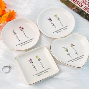 Personalized Birth Flower Jewelry Dish,Wedding Bridesmaid Gift,Best Friend Flower Ring Dish,Birthday Gift for Bestie,Gift for Her,Mom,Women