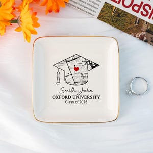 Cadeau de remise des diplômes personnalisé pour elle, porte-objets personnalisé carte du campus, porte-bijoux carte de l'université, cadeau promotion 2025, cadeau diplômé pour fille