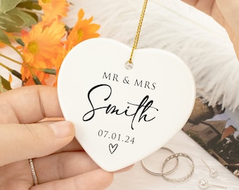 Cadeau de mariage pour Monsieur et Madame, Ornement prénom personnalisé, Plaque coeur en céramique, Médaille suspendue pour mariage, Décoration souvenir, Cadeau d'anniversaire pour couple