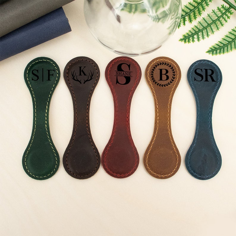 Personalized Leather Magnetic Bookmark,Vintage Bookmark for Women and Men image 3