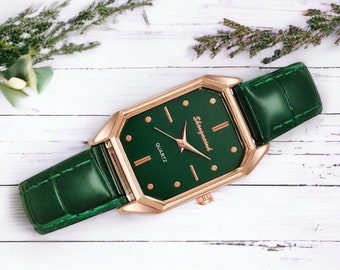 Womens minimalist green leather watch/Elegant dress watches for women/leather strap watch Gift for her/Womens gift/Giftnfor women