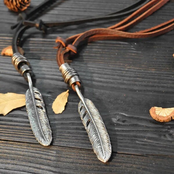 Vintage Style Alloy And Leather Pendant Necklace For Men Women - Adjustable Brown Choker