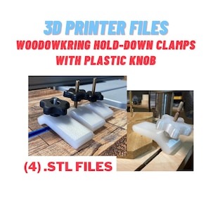 Puede incluir: Cuatro abrazaderas de sujeción impresas en 3D con pomos de plástico negro. Las abrazaderas son blancas y tienen una superficie texturizada. La imagen incluye el texto "3D PRINTER FILES WOODOWKRING HOLD-DOWN CLAMPS WITH PLASTIC KNOB (4) .STL FILES".