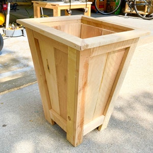 Cedar Taper Planter Plans / Garden Planter Plans / Flower Box Plans / Garden Plans / DIY Flower Box / Flower Box/ Entrance Planter image 9