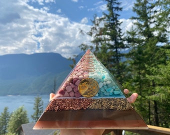 Divine Duality - Yin Yang Orgonite Pyramid 2nd Edition