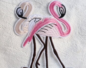 Flamingo Aufnäher Pink – Gestickter Bügelpatch, 5,3x10,1 Cm, Zum Aufbügeln Oder Annähen Auf Kleidung Und Accessoires