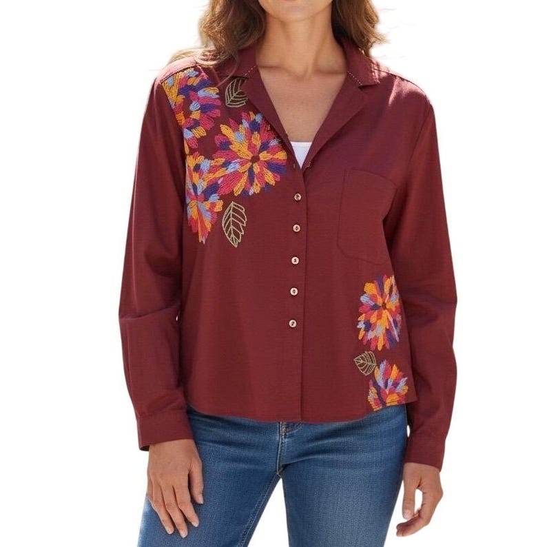 Camisa con botones y bordado floral de Maeve by Anthropologie imagen 1