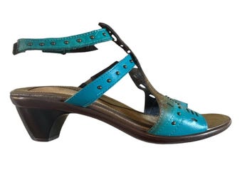 Naot Womens Size 40 Sandals