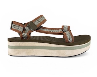 Teva Flatform Sandals Womens Size 7