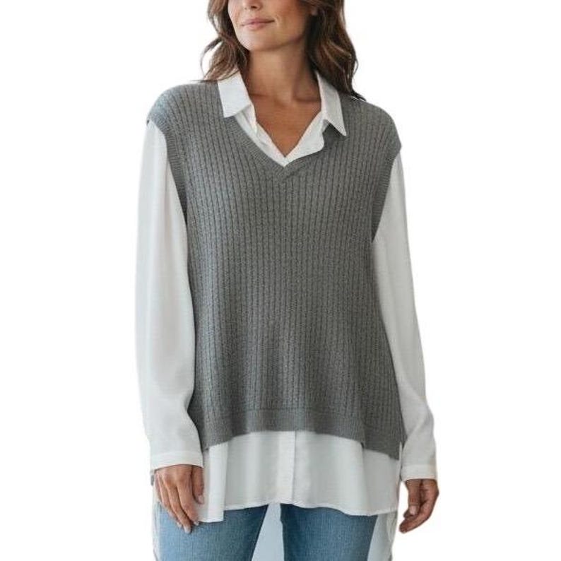NWT Adrianna Papell Womens Gray Knit Sweater Vest White Button Down image 1