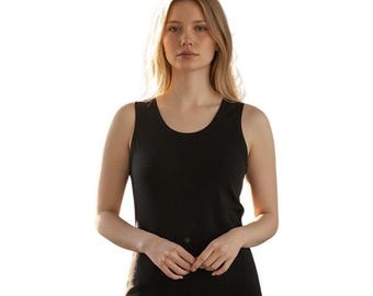 Chicos Black Sweater Tank Size Large