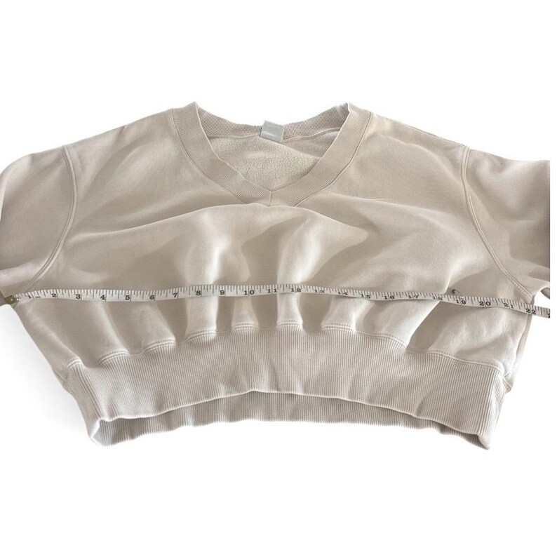 Nike Fleece Cropped Sweatshirt Size Medium immagine 4