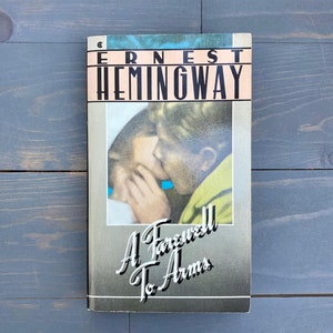 A Farewell to Arms by Ernest Hemingway (1986)