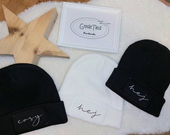 Beanie Mütze Strick hej cosy warme Kopfbedeckung Winter Herbst Kappe unisex  onesize schwarz weiß GodeTied