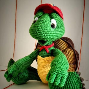 Handgemachte Häkelarbeit Franklin die Schildkröte Plüschtier: Baumwoll-Acryl Amigurumi - 30 cm