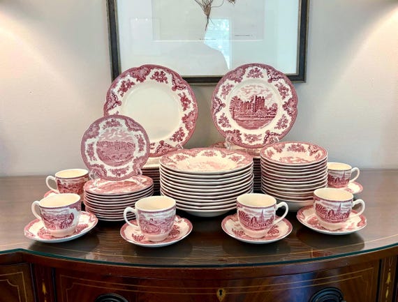 Johnson Brothers Old Britain Castles Pink: Plates, Bowls and