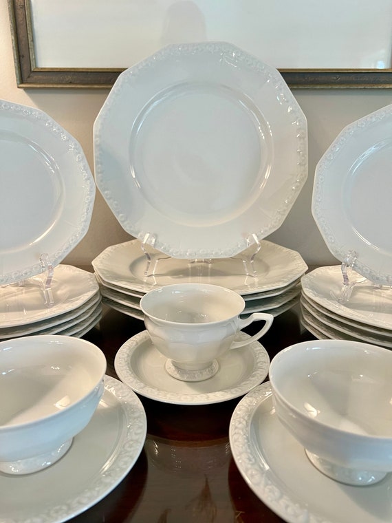 Vintage Maria White von Rosenthal - Continental White Teller, Teetassen und Untertassen