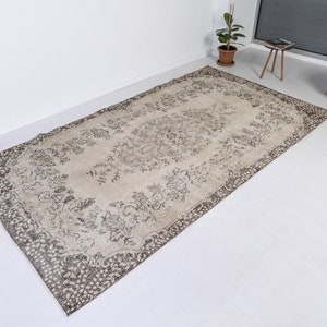 Neutral beige rug - Turkish rug 5x9 - Vintage Oushak rug - Rug 5x9 - Beige Area rug - Minimalist rug - boho rug - Antique pale rug