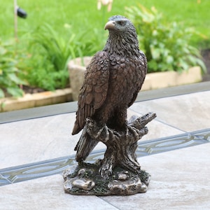 Bald Eagle Perching on Branch, Small Bald Eagle Perching on Branch, Small Bald Eagle Home Décor, Bald Eagle Perching on Branch Statue