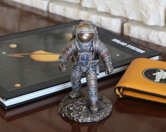 Standing Astronaut, Bronze Astronaut, Handmade Astronaut Figurine, Astronaut Home Decor, Astronaut Office Decor, Space Astronaut