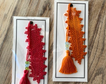 The Flavia Crochet Bookmark, Ready-to-ship, Gift for Mom, Gift for Teen, Bookworm, Teacher Gift
