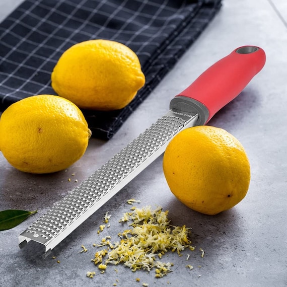Lemon Zester & Cheese Grater - Stainless Steel - Kitchen Tool , Nutmeg,  Chocolate, Vegetables, Fruits, Dishwasher