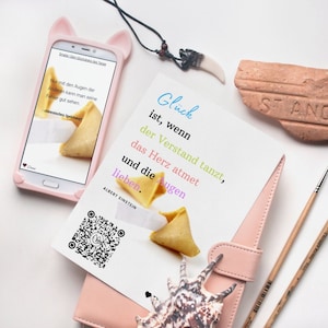 Personalisierte Glückskeks Geschenkkarte | Konfuzius sagt ... | QrCode Postkarte DIN A6 inkl. Briefumschlag und Anhänger
