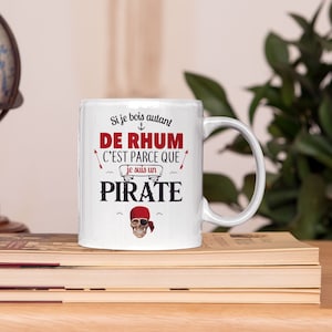 Bedruckte Keramiktasse „Wenn ich so viel Rum trinke, liegt das daran, dass ich ein Pirat bin“ – Lustige Piratentasse