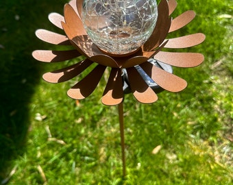 Solar flower garden art stake