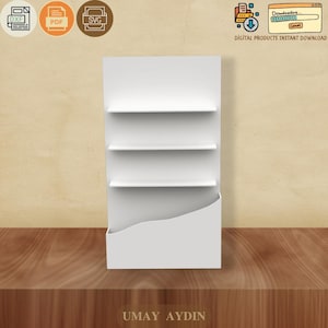 Pode incluir: Um expositor branco com quatro prateleiras e uma base curva. O expositor é projetado para exibir produtos. A imagem também inclui ícones para os formatos de arquivo DXF, PDF e SVG, juntamente com o texto "DIGITAL PRODUCTS INSTANT DOWNLOAD."