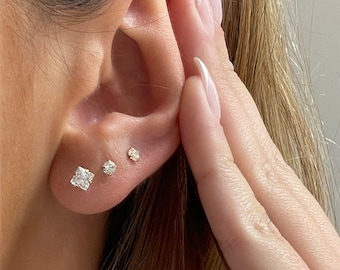 Boucles d'oreilles, petites boucles d'oreilles, petites boucles d'oreilles, boucles d'oreilles minimalistes délicates, boucles d'oreilles carrées petits clous d'oreilles en argent cadeau de groupe pour elle