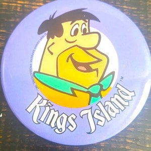 Vintage 1980's Kings Island Amusement Park Pinback Button Hanna Barbera Flintstones image 1