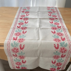 Rooster Table Linen, Farmhouse Decor, 18&quot; x 48&quot; Looks New Vintage