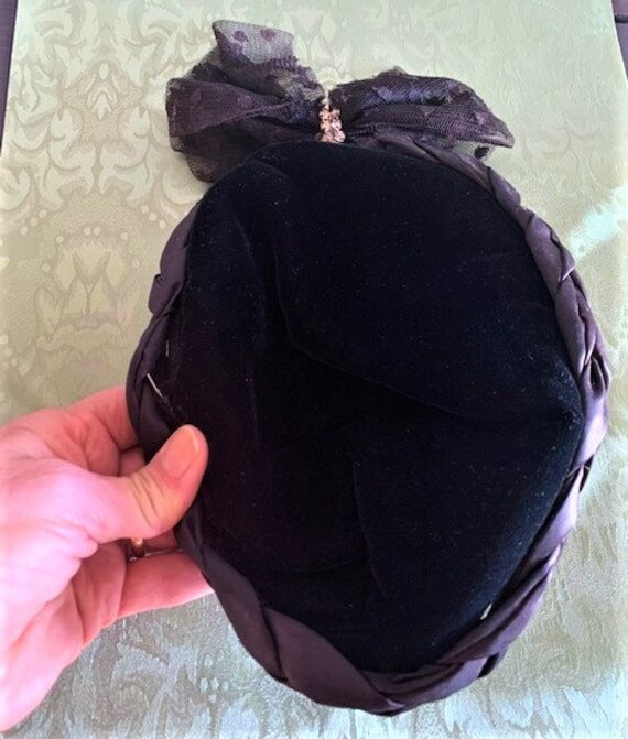 Vintage Black Velvet Women's Hat with Braided Ban… - image 8