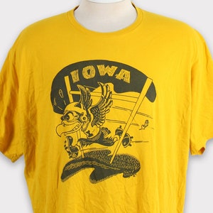 Vintage 00s Iowa Hawkeyes T-Shirt Iowa Hawkeyes Sweatshirt Iowa University Iowa Football Sweater Crewneck Hoodie Jacket Hat Gift Tee Merch